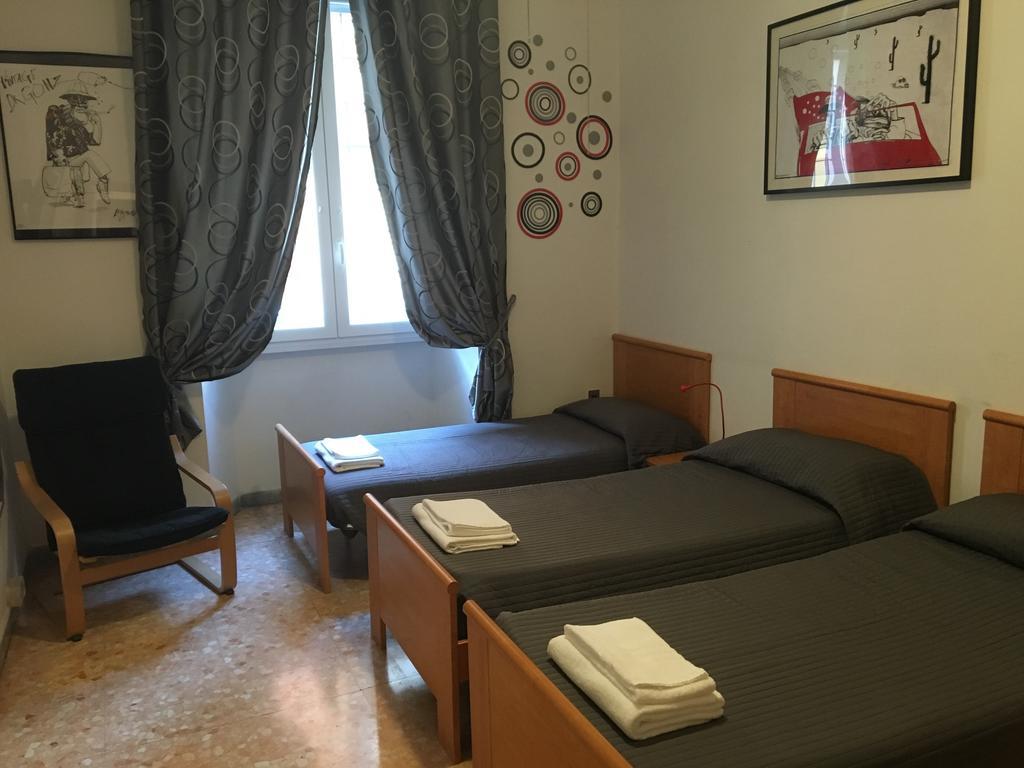 Delightful Apartment 100 Meters From The Colosseum Εξωτερικό φωτογραφία